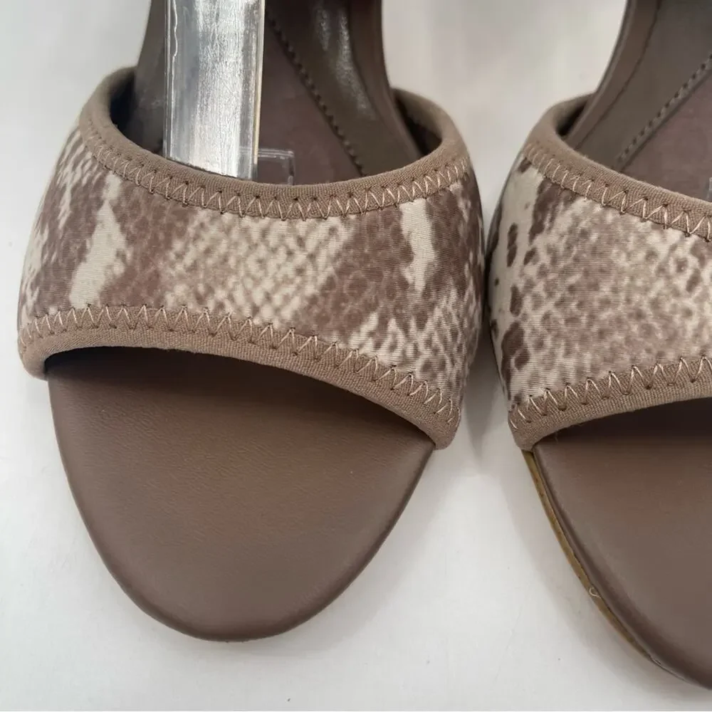 NEW ISOLA Shoes Size 9 Neoprene Snakeskin Nude Natural Gold Zipper Animal NWOT